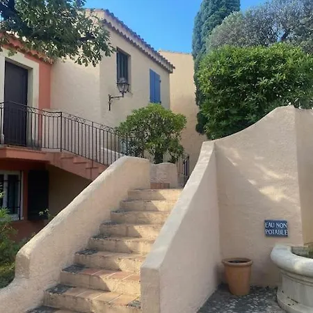 Apartment De Charme Avec Piscine *