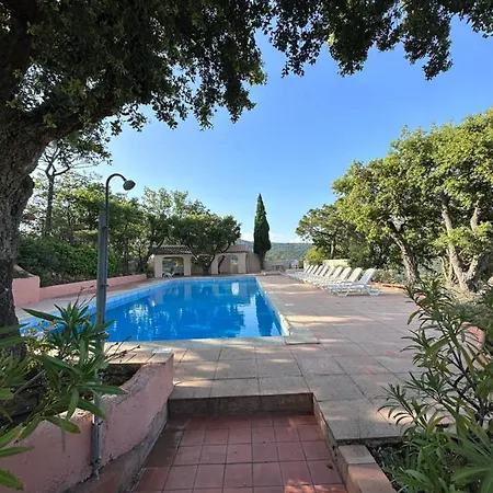 De Charme Avec Piscine * Grimaud